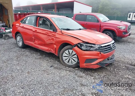 2019 Volkswagen Jetta 1.4T R-Line/1.4T S/1.4T Se z USA, uszkodzony, nr VIN 3VWC57BU7KM056778